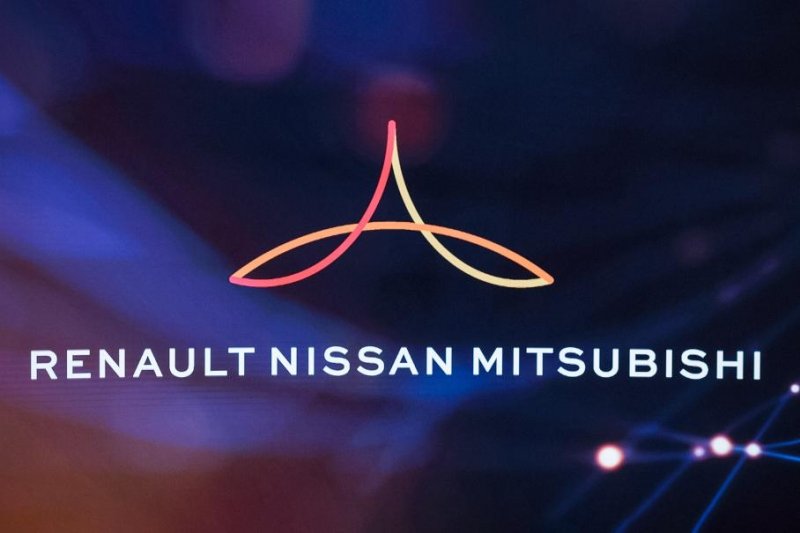 Альянс Renault-Nissan-Mitsubishi пообещал выпустить 35 новых электрокаров
