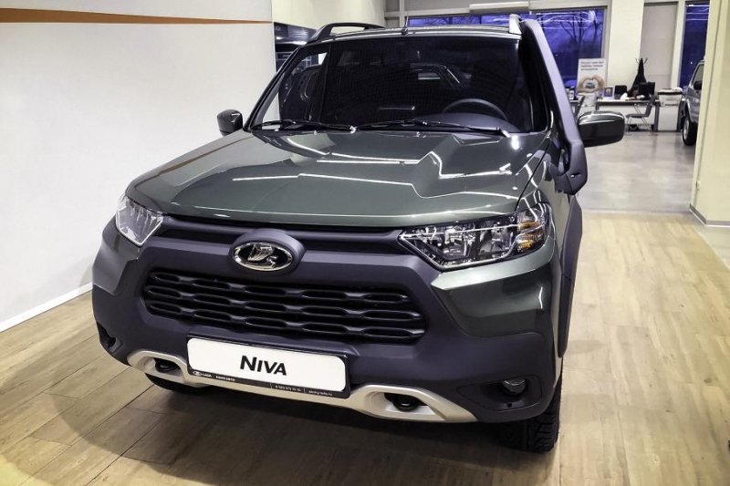 АвтоВАЗ остановил продажи внедорожника Lada Niva Travel