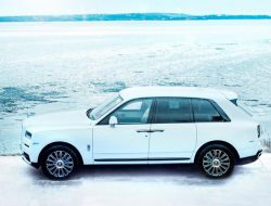 Rolls-Royce посвятил спецверсию Cullinan замерзшим озерам
