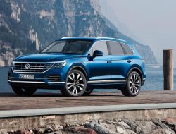Volkswagen изменил оснащение внедорожника Touareg для России