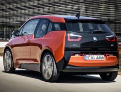 BMW завершает производство хэтчбека i3