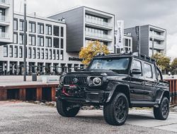 Brabus превратил Mercedes-AMG G 63 в очень черный пикап с 500-миллиметровым клиренсом