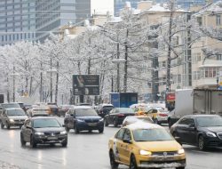 Водителей предупредили о перекрытии улиц Москвы на Рождество
