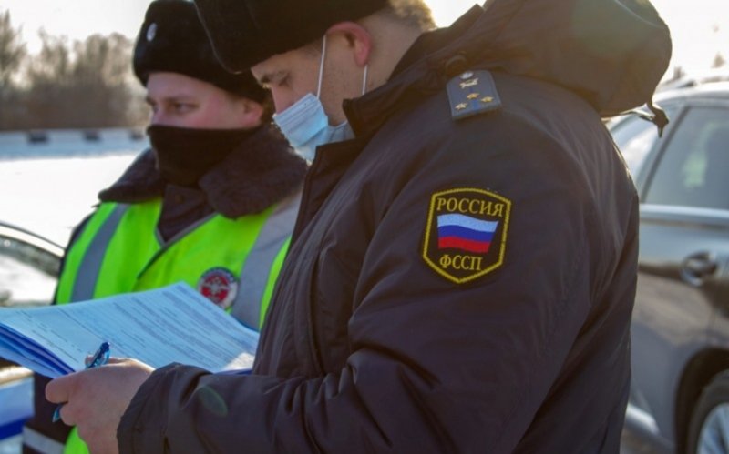 
            Забрать машину за долги могут прямо на дороге. В ГИБДД объяснили
        