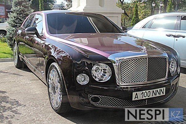 
            От «Нивы» до «Майбаха». На каких автомобилях ездил Нурсултан Назарбаев
        