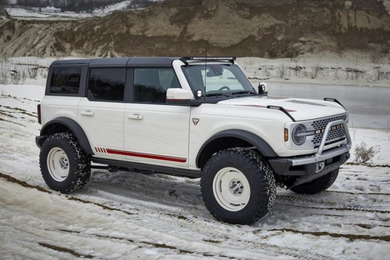 Ford продал «папский» Bronco за полмиллиона долларов. И отправил деньги на благотворительность