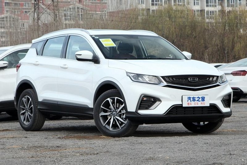 Geely Coolray для России удивит обвесом и адаптивным круизом