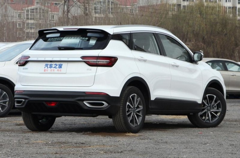 Geely Coolray для России удивит обвесом и адаптивным круизом