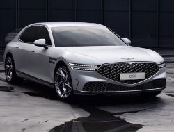 Корейцы представляют в России новый Genesis G90