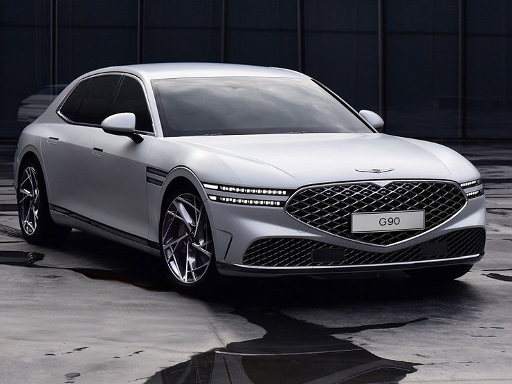 Корейцы представляют в России новый Genesis G90