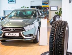 Lada Vesta впервые превзошла по стоимости Hyundai Solaris, и вот почему
