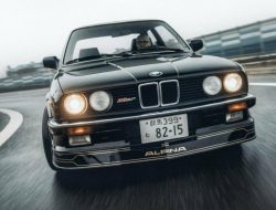 На продажу выставили редчайшую и идеальную BMW E30