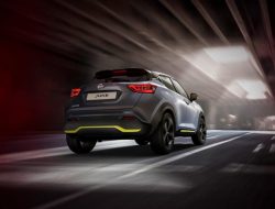 Nissan подготовил особый Juke к премьере нового фильма про Бэтмена