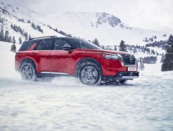 Nissan раскрыл стоимость Pathfinder нового поколения в России