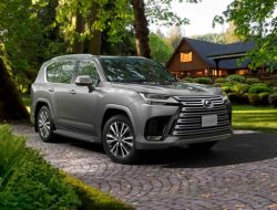 Новый Lexus LX поступил в продажу на домашнем рынке