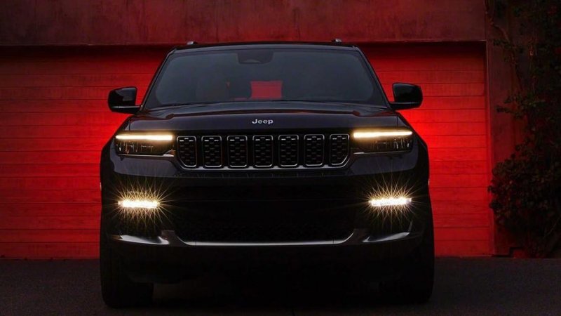 Ошибка в софте отключает фары на Jeep Grand Cherokee