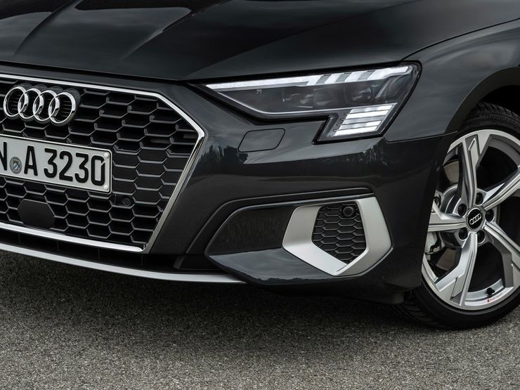 Первая игрушка: тест-драйв седана Audi A3 четвертого поколения