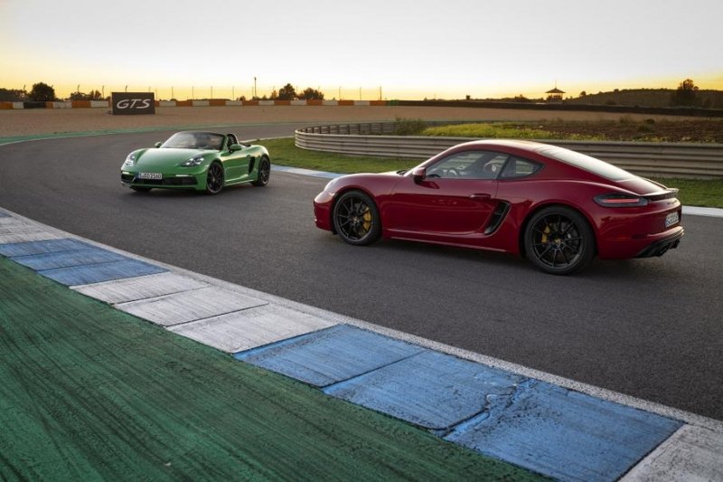 Porsche защитит моторы 718 Boxster и 718 Cayman от окурков