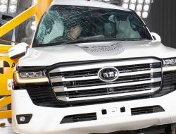 Проведен первый независимый краш-тест Toyota Land Cruser 300