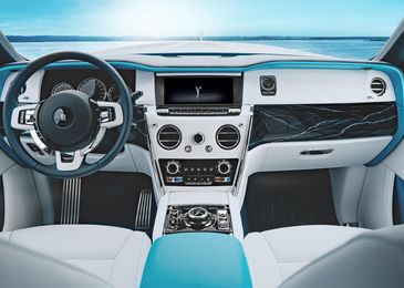 Rolls-Royce посвятил спецверсию кроссовера Cullinan озерам Сибири