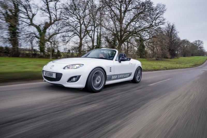 Тюнеры сделали 300-сильную Mazda MX-5
