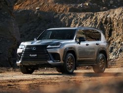 У новейшего Lexus LX появится версия для лютого бездорожья