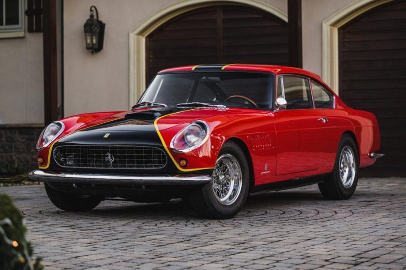 В продаже появился классический Ferrari 250 GTE с двигателем от Chevrolet