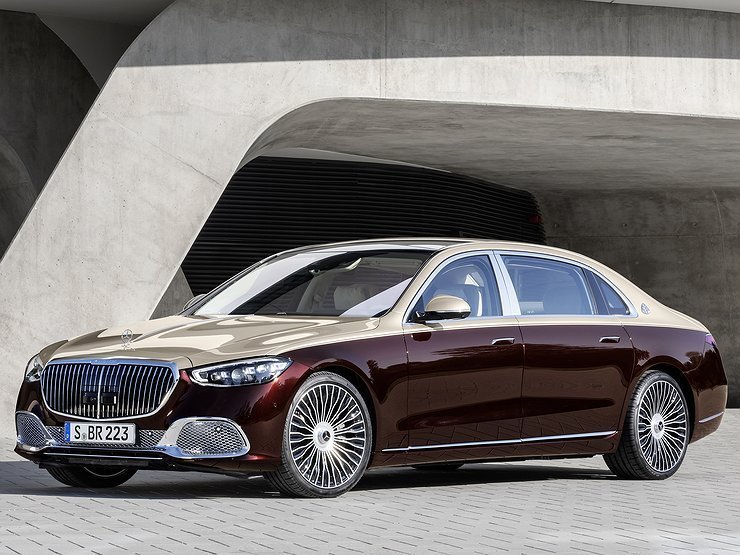В Россию приехал Mercedes-Maybach «для бедных»