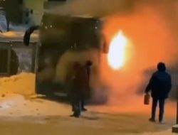 Видео: в Москве загорелся еще один электробус КамАЗ – уже четвертый