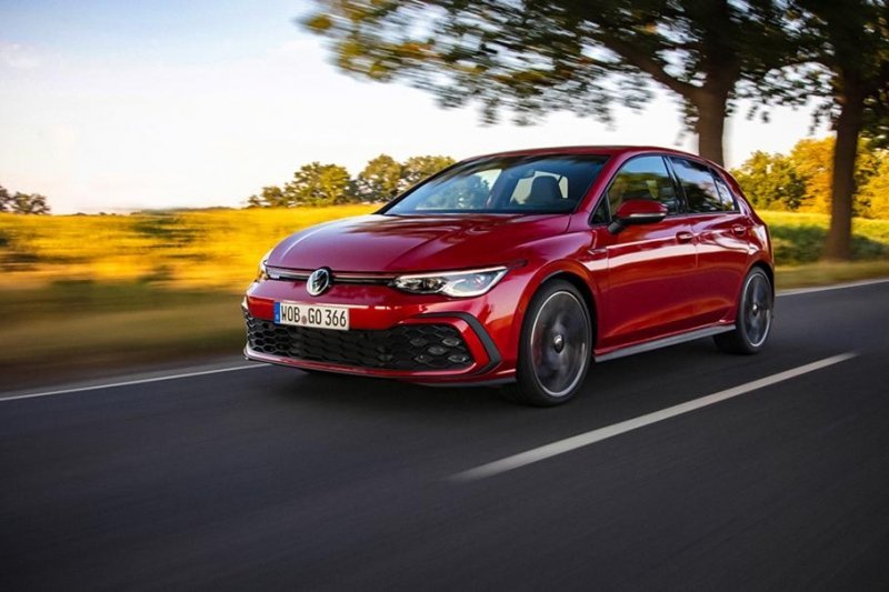 Volkswagen улучшил Golf, который продается в России