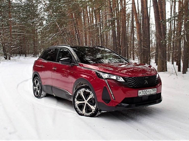 Все не как у людей: тест-драйв обновленного Peugeot 3008