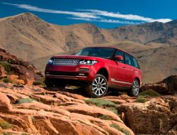 Прощаемся с четвертым Range Rover. 5 главных фактов о внедорожнике