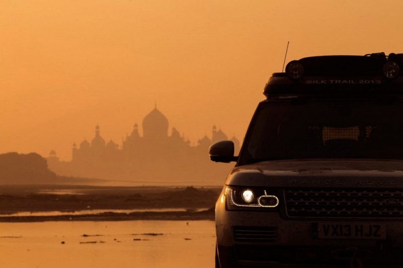 
            Прощаемся с четвертым Range Rover. 5 главных фактов о внедорожнике
        
