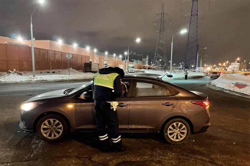 
            «Выехал на встречку в одних носках». Репортаж про дежурство с ГИБДД
        