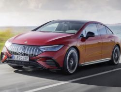 476 и 626 л.с.: электрокар Mercedes-AMG EQE дебютировал в двух версиях