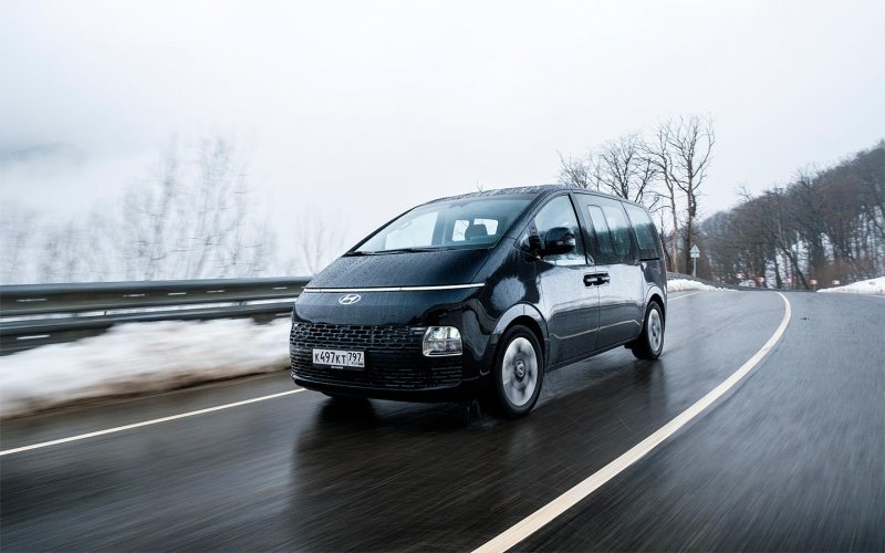 
            Возвращаемый модуль. Тест-драйв Hyundai Staria
        