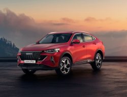 Haval рассказал об обновленных кроссоверах F7 и F7x для России