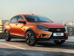 АвтоВАЗ ответил, когда перестанут собирать актуальную Lada Vesta