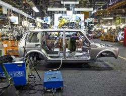 АвтоВАЗ возобновил производство Lada Niva Legend: в день собирают по 115 машин