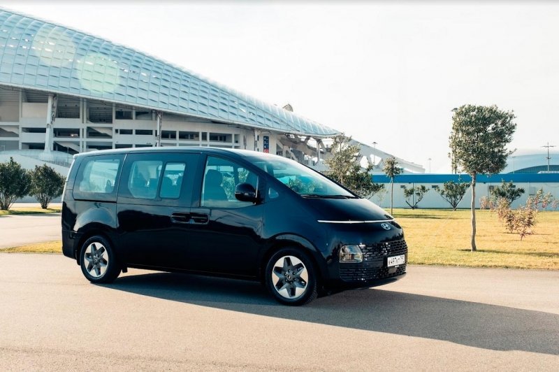 
            Возвращаемый модуль. Тест-драйв Hyundai Staria
        