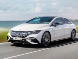 Mercedes выпустил 687-сильного конкурента Tesla Model S и Porsche Taycan