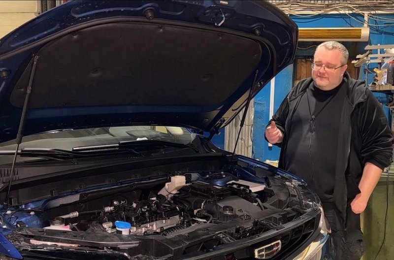 Блогер разобрал новый Geely Tugella и поразился качеству сборки