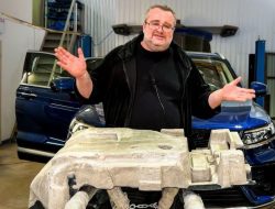 Блогер разобрал новый Geely Tugella и поразился качеству сборки