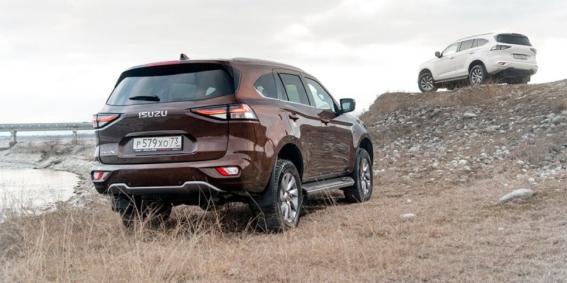
            Вдруг, откуда ни возьмись. Тест-драйв Isuzu Mu-X
        