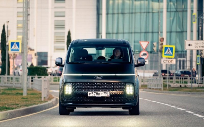 
            Возвращаемый модуль. Тест-драйв Hyundai Staria
        