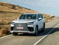 Lexus назвал стоимость внедорожника LX нового поколения