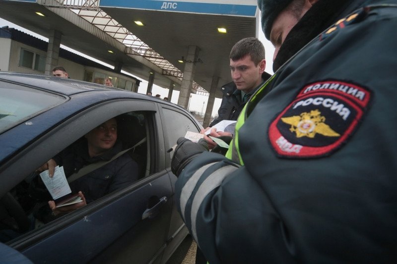 
            В ГИБДД начали массовые проверки на дорогах. Узнали, где остановят
        