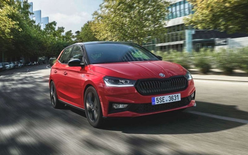 
            Новая Skoda Fabia получила флагманскую версию Monte Carlo
        