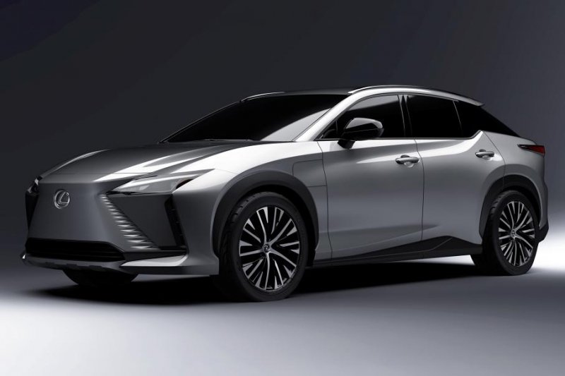 Электрический Lexus RZ 450e показали на официальных фотографиях