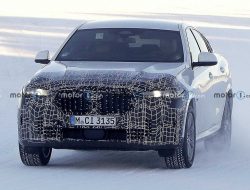 Фотошпионы выложили в сеть изображение рестайлингового кроссовера BMW X6